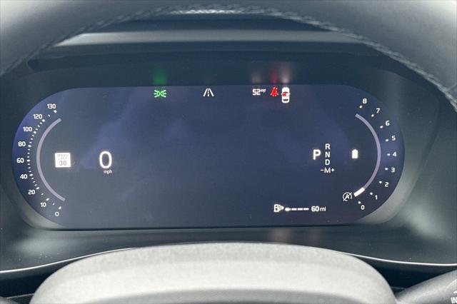2026 Volvo XC40 Core, B4 FWD Gas (mild hybrid), Dark