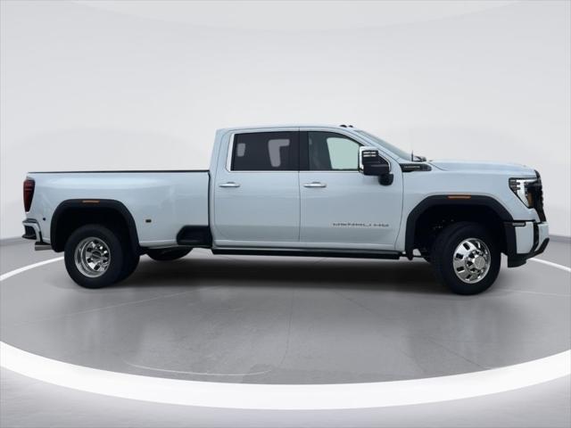 2026 GMC Sierra 3500HD Crew Cab, Long Bed, Denali Ultimate Dual Rear Wheel, 4WD