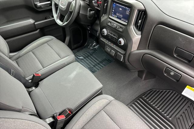 2026 GMC Sierra 1500 Crew Cab, Standard Bed, Pro, 4WD