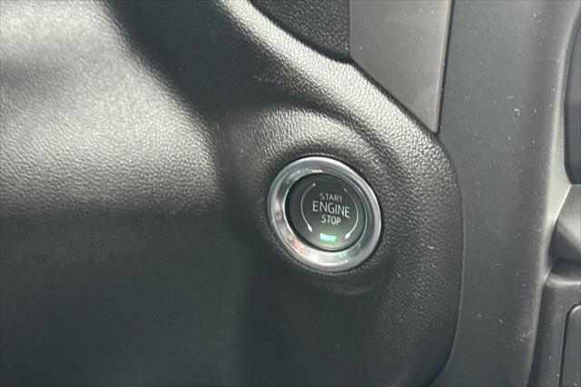 2026 GMC Sierra 1500 Crew Cab, Standard Bed, Pro, 4WD