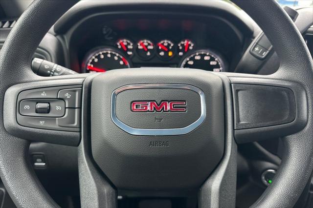 2026 GMC Sierra 1500 Crew Cab, Standard Bed, Pro, 4WD