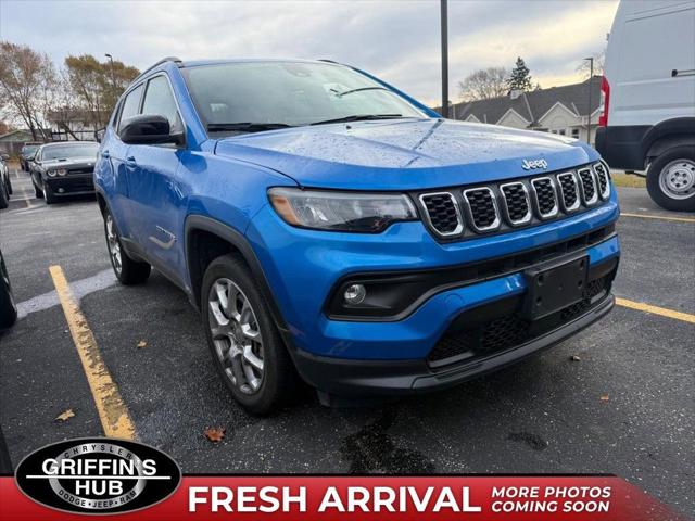 2024 Jeep Compass Latitude Lux FWD 2024 Jeep Compass Latitude Lux FWD