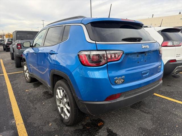 2024 Jeep Compass Latitude Lux FWD 2024 Jeep Compass Latitude Lux FWD