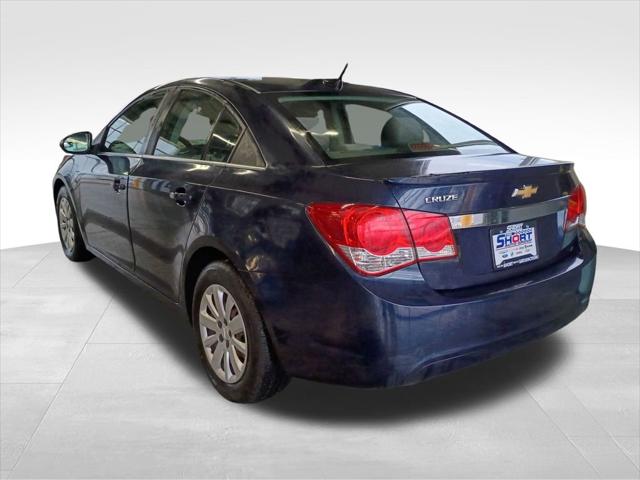 2011 Chevrolet Cruze LS 2011 Chevrolet Cruze LS
