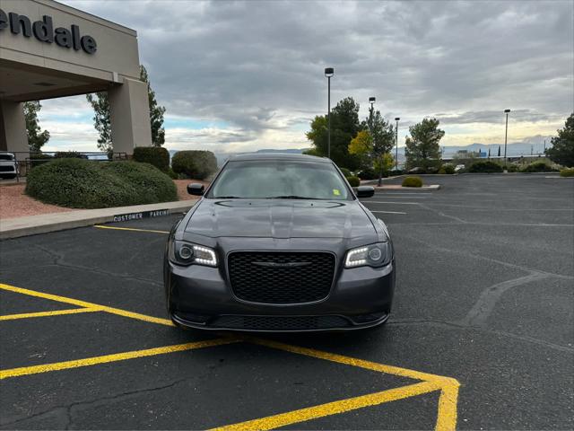 2022 Chrysler 300 Touring 2022 Chrysler 300 Touring