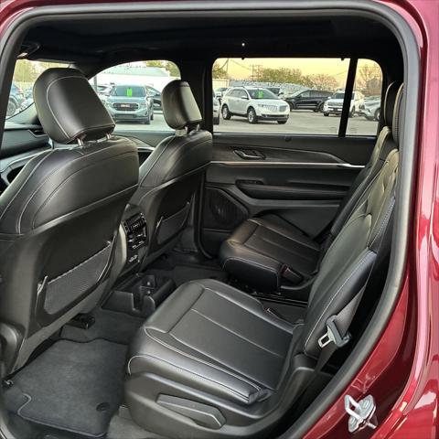 2025 Jeep Grand Cherokee L Limited 4x4 2025 Jeep Grand Cherokee L Limited 4x4