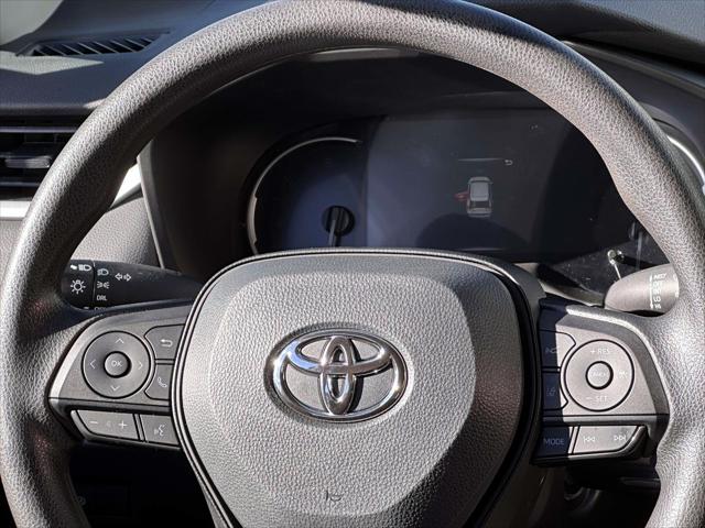 2024 Toyota RAV4 LE [18]