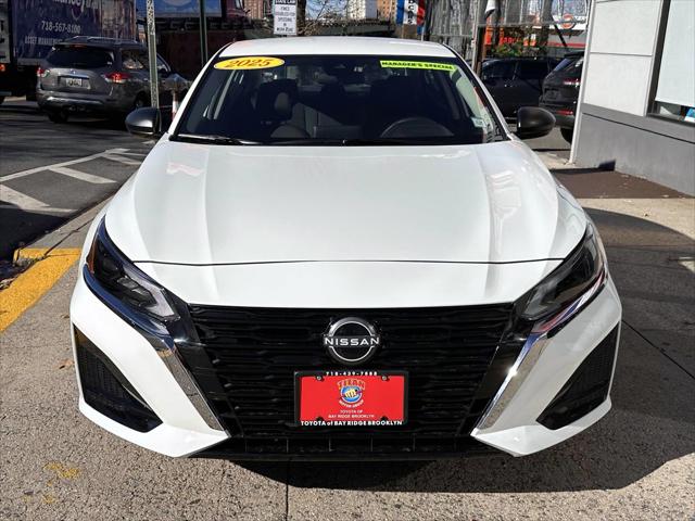 2025 Nissan Altima SV FWD [4]