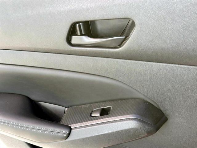 2025 Nissan Altima SV FWD [27]