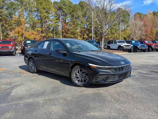 2024 Hyundai Elantra SEL 2024 Hyundai Elantra SEL