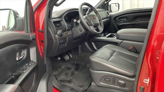 2024 Nissan TITAN Crew Cab PRO-4X 4x4 2024 Nissan TITAN Crew Cab PRO-4X 4x4