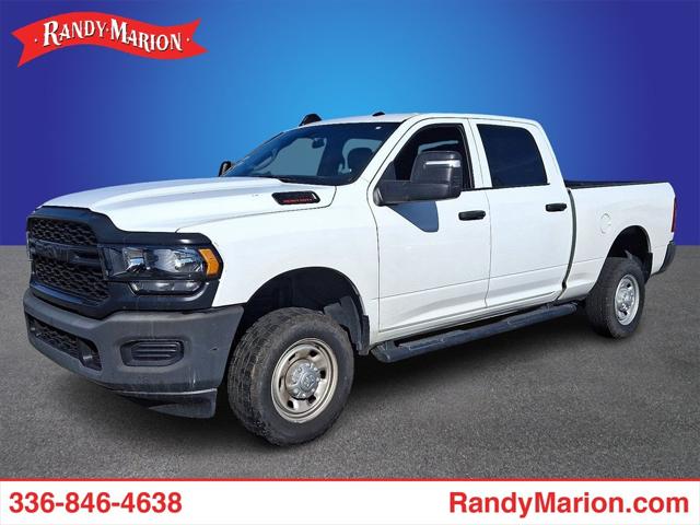 2024 RAM 2500 Tradesman Crew Cab 4x4 64 Box