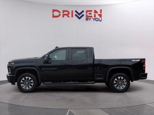 2023 Chevrolet Silverado 2500HD 4WD Crew Cab Standard Bed Custom