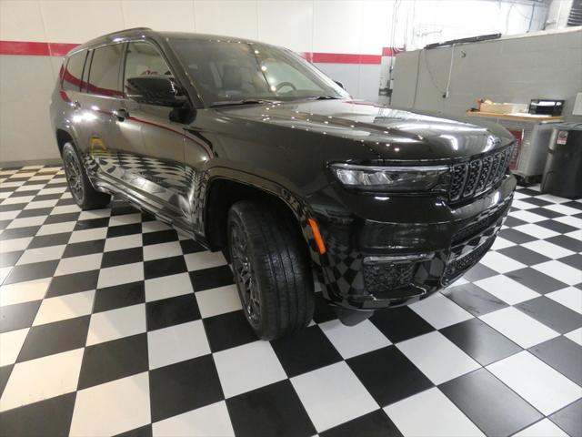 2025 Jeep Grand Cherokee L Summit Reserve 4x4 2025 Jeep Grand Cherokee L Summit Reserve 4x4