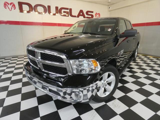 2024 RAM 1500 Classic Tradesman Crew Cab 4x4 64 Box 2024 RAM 1500 Classic Tradesman Crew Cab 4x4 64 Box