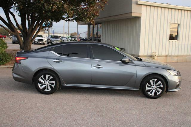 2022 Nissan Altima S FWD