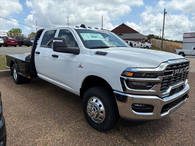 2026 RAM Ram 3500 Chassis Cab RAM 3500 TRADESMAN CREW CAB CHASSIS 4X4 60 CA