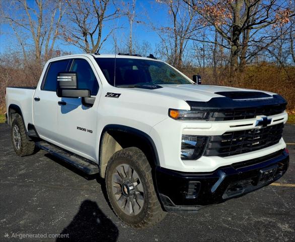 2024 Chevrolet Silverado 2500HD 4WD Crew Cab Standard Bed Custom