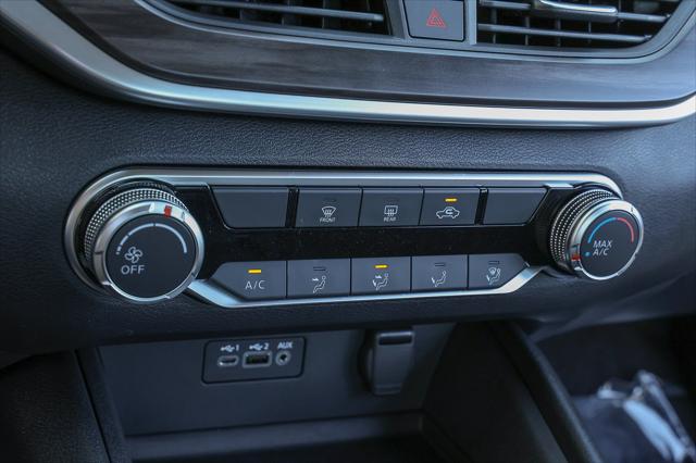 2025 Nissan Altima SV FWD