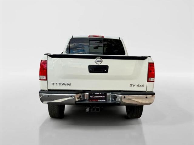 2014 Nissan Titan SV