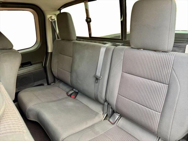 2014 Nissan Titan SV