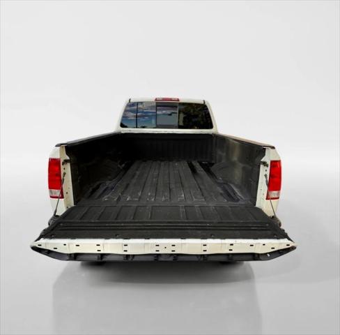 2014 Nissan Titan SV
