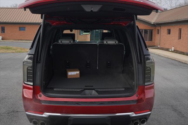 2026 Chevrolet Suburban Premier, 4WD