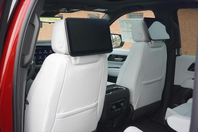 2026 Chevrolet Suburban Premier, 4WD