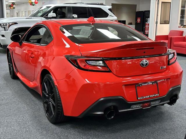 2025 Toyota GR86 Premium [6]