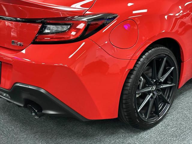 2025 Toyota GR86 Premium [12]