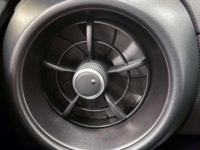 2025 Toyota GR86 Premium [22]