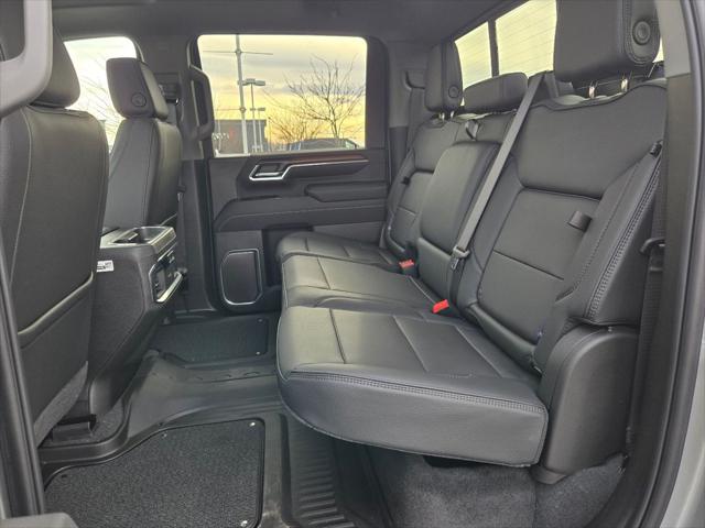 2025 GMC Sierra 2500HD 4WD Crew Cab Standard Bed Denali