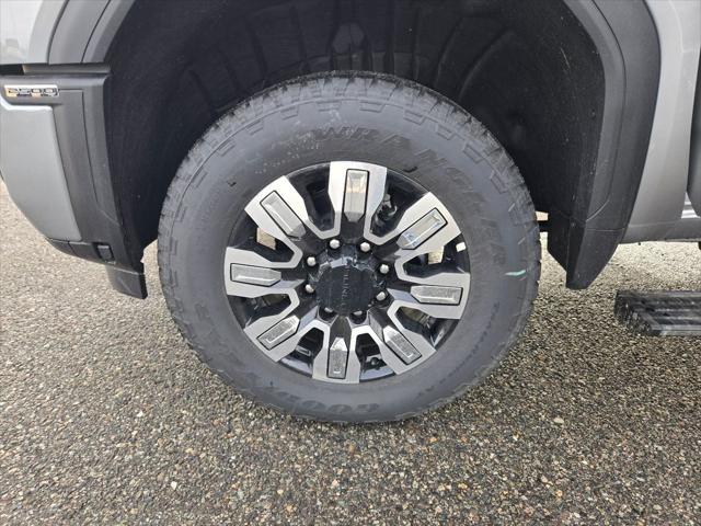 2025 GMC Sierra 2500HD 4WD Crew Cab Standard Bed Denali