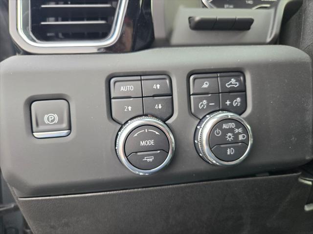 2025 GMC Sierra 2500HD 4WD Crew Cab Standard Bed Denali