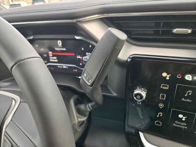 2025 GMC Sierra 2500HD 4WD Crew Cab Standard Bed Denali