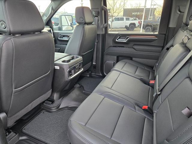 2025 GMC Sierra 2500HD 4WD Crew Cab Standard Bed Denali