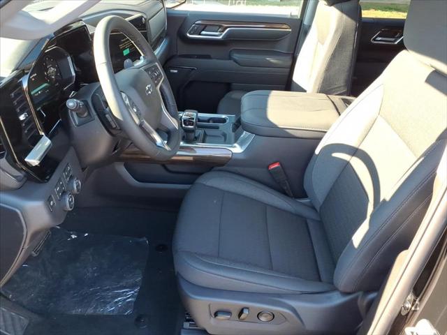 2026 Chevrolet Silverado 1500 4WD Crew Cab Short Bed RST
