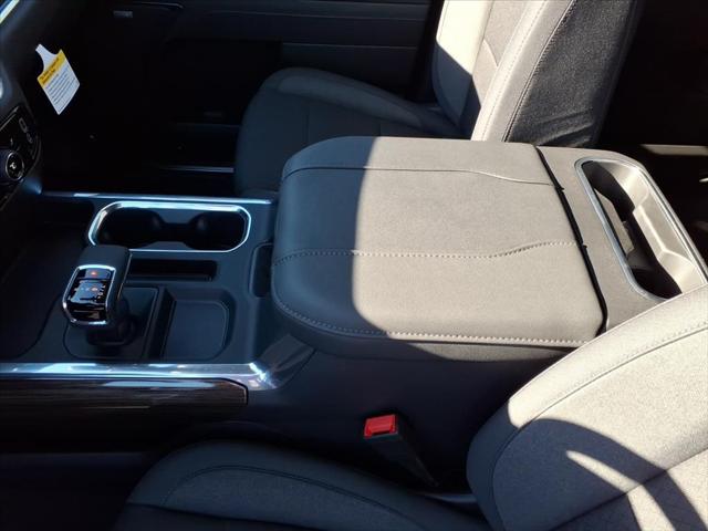 2026 Chevrolet Silverado 1500 4WD Crew Cab Short Bed RST