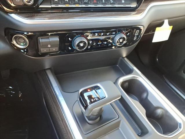 2026 Chevrolet Silverado 1500 4WD Crew Cab Short Bed RST