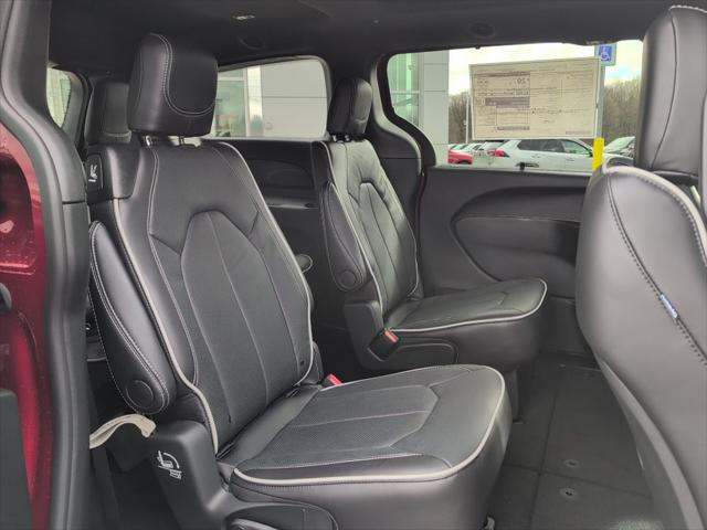 2026 Chrysler Pacifica Limited AWD