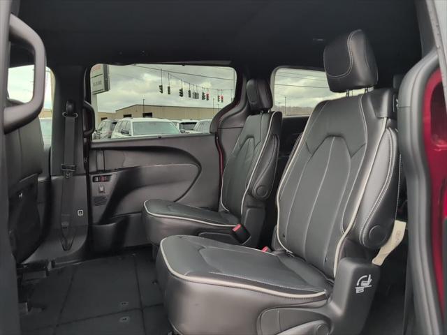 2026 Chrysler Pacifica Limited AWD