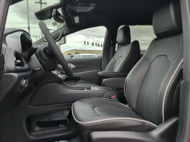 2026 Chrysler Pacifica Limited AWD