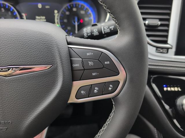 2026 Chrysler Pacifica Limited AWD