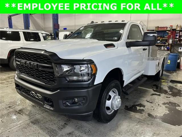 2024 RAM Ram 3500 Chassis Cab RAM 3500 TRADESMAN CHASSIS REGULAR CAB 4X4 60 CA