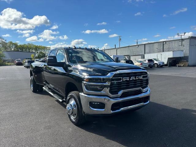 2026 RAM Ram 3500 RAM 3500 TRADESMAN CREW CAB 4X4 8 BOX 2026 RAM Ram 3500 RAM 3500 TRADESMAN CREW CAB 4X4 8 BOX