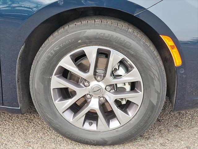 2024 Chrysler Pacifica Hybrid Pinnacle