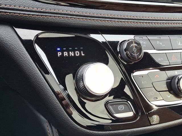 2024 Chrysler Pacifica Hybrid Pinnacle
