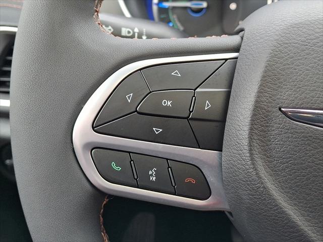 2024 Chrysler Pacifica Hybrid Pinnacle