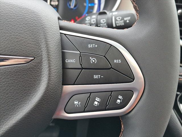 2024 Chrysler Pacifica Hybrid Pinnacle