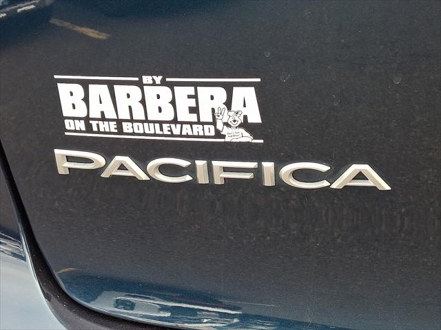 2024 Chrysler Pacifica Hybrid Pinnacle